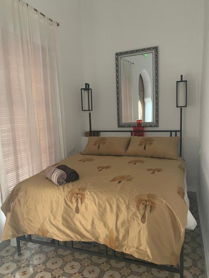 里亚德阿兹曼住宿加早餐旅馆 Tétouan 外观 照片