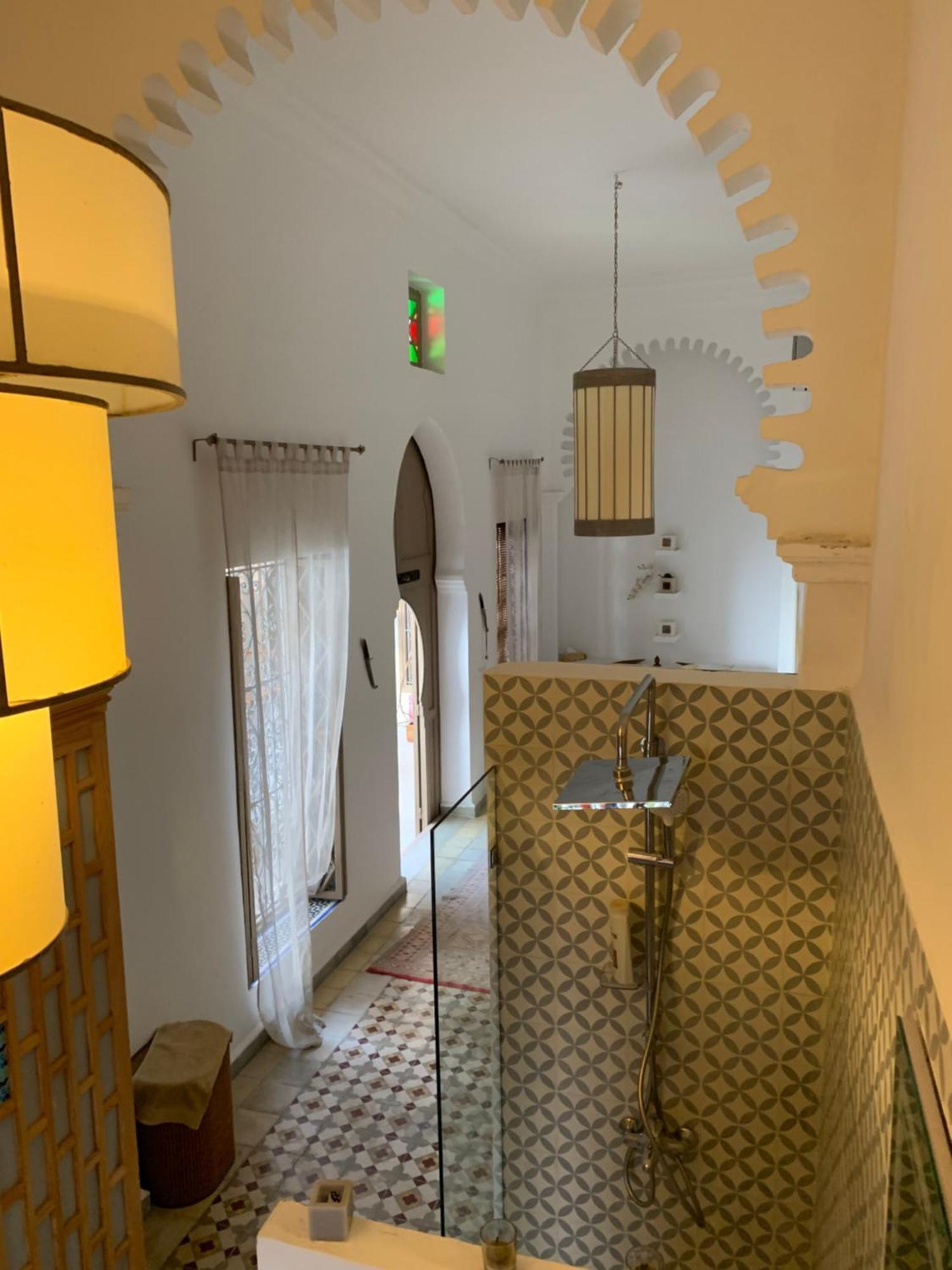 里亚德阿兹曼住宿加早餐旅馆 Tétouan 外观 照片