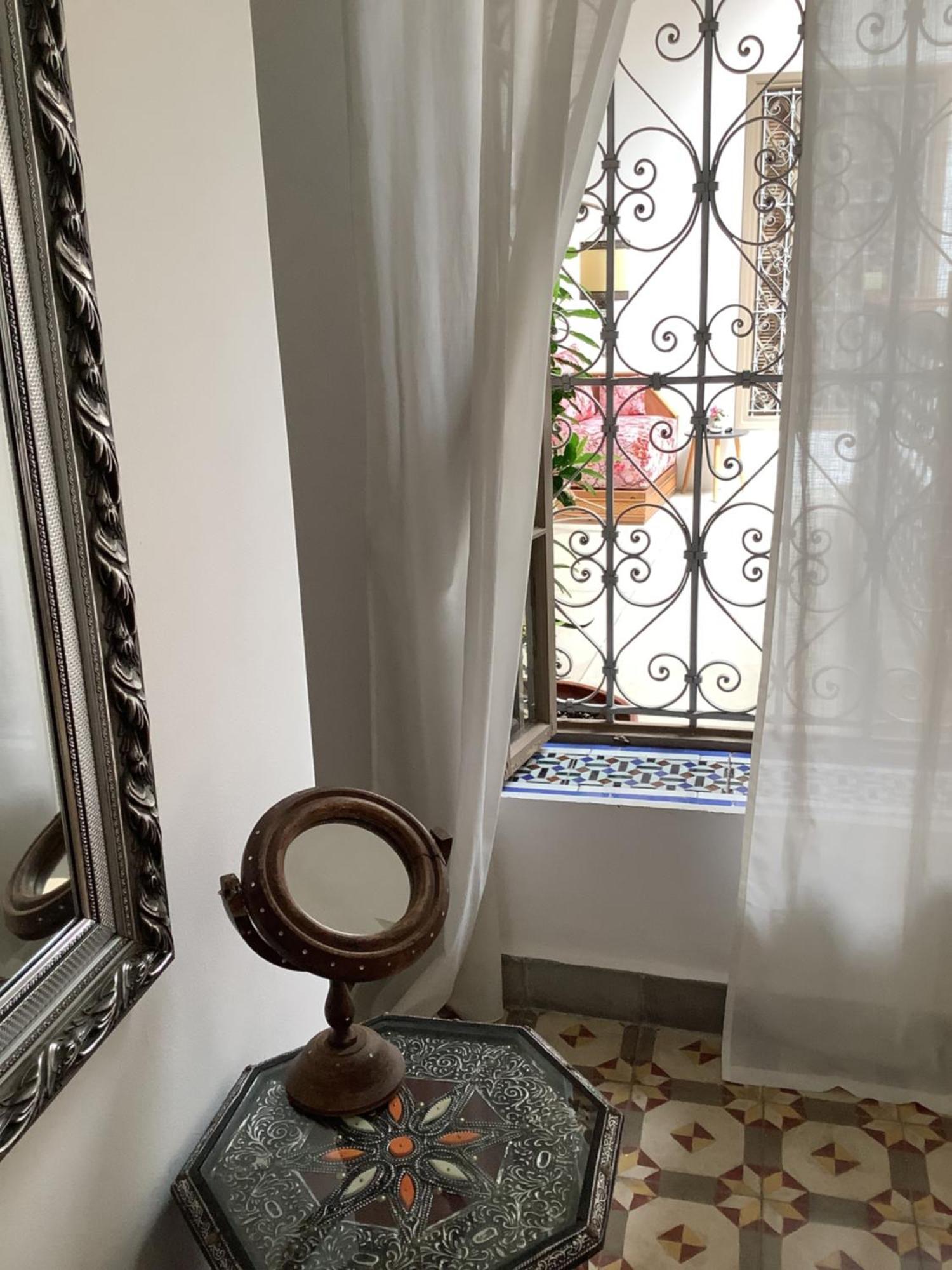 里亚德阿兹曼住宿加早餐旅馆 Tétouan 外观 照片